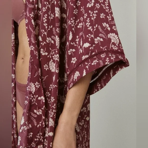 Lucky Brand Floral Bloom Robe Size S NWT - Picture 4 of 8